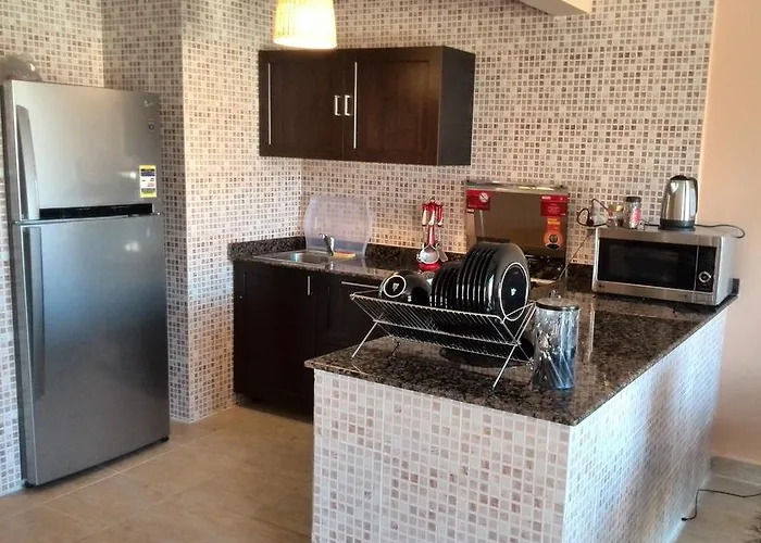 Three-bedroom Garden At Marina Wadi Degla For Families Dağ evi Ain Sukhna